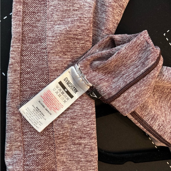 Gymshark Women's Burgundy Long Sleeve Workout Top and Leggings Set - Picture 9 of 9